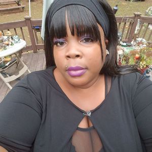 Meet your Posher, Tononica